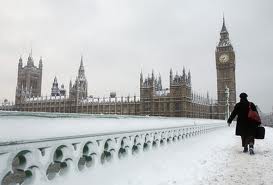 Fonte da Imagem: http://cdn.mhpbooks.com/uploads/2009/02/london-snow.jpg