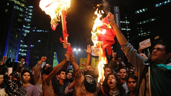 a explosão e a propaganda